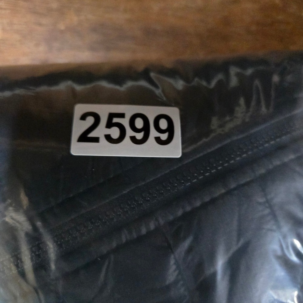 The North Face Thermoball Eco Vest Mens XXL Black Quilted Puffer Gorpcore Hiking - Picture 16 of 16